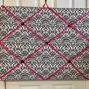 NEW HANDMADE 30" x 24" BLACK WHITE PINK DAMASK RIBBON MEMO PHOTO BULLETIN BOARD